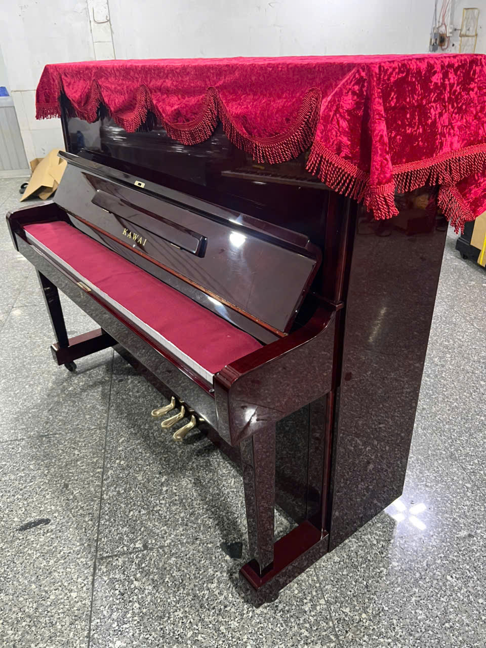 Piano Kawai BW-52